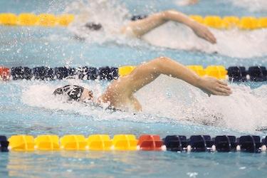WEIR-TEAM-USA-BREAKS-WORLD-RECORD-AT-DUEL-IN-THE-POOL